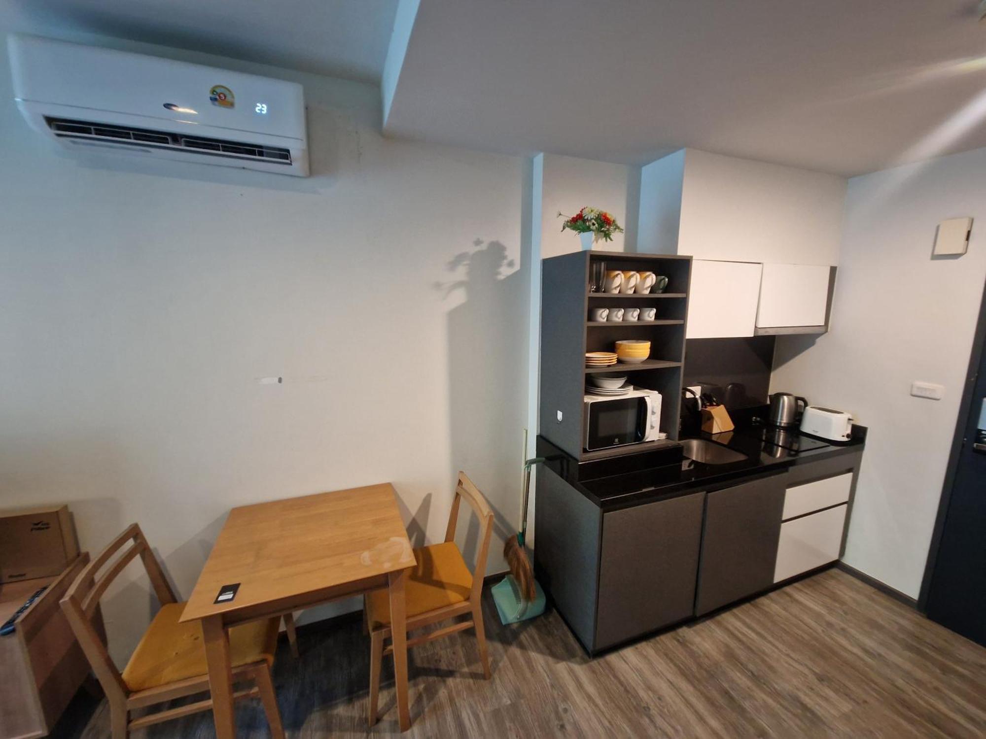 The Deck With Pool Access Apartment Patong